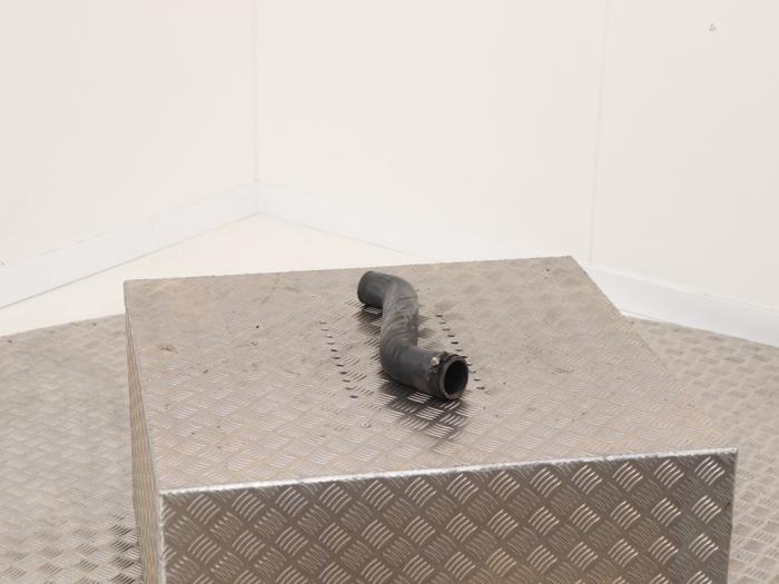 Intercooler Schlauch van een Volkswagen Crafter 2.5 TDI 30/35/50 2011