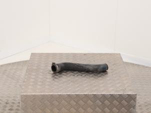 Intercooler Schlauch van een Volkswagen Crafter 2.5 TDI 30/35/50 2011