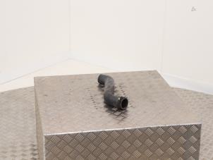 Intercooler Schlauch van een Volkswagen Crafter 2.5 TDI 30/35/50 2011