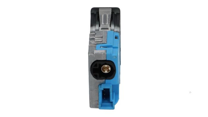 Używane Modul USB BMW 3 serie Touring (G21) 320i 2.0 TwinPower Turbo 16V Cena € 25,00 Procedura marży oferowane przez Automaterialen Ronald Morien B.V.
