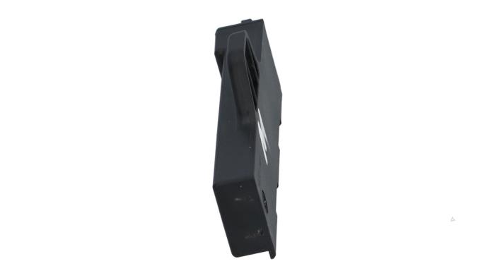 Używane Antena BMW 3 serie Touring (G21) 320i 2.0 TwinPower Turbo 16V Cena € 10,00 Procedura marży oferowane przez Automaterialen Ronald Morien B.V.