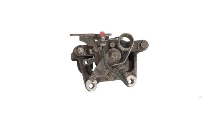 Gebrauchte Bremszange rechts hinten Volkswagen Caddy IV 2.0 TDI 75 Preis € 49,00 Margenregelung angeboten von Automaterialen Ronald Morien B.V.