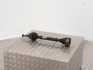Used Front drive shaft, right Audi TT (8N3) 1.8 T 20V Quattro Price € 45,00 Inclusive VAT offered by Automaterialen Ronald Morien B.V.