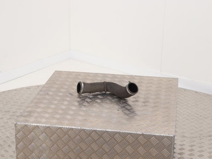 Usagé Tuyau intercooler Audi TT (8N3) 1.8 T 20V Quattro Prix € 25,00 Prix TTC proposé par Automaterialen Ronald Morien B.V.