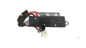 Usados Elemento de calefacción calefactor Ford Mondeo IV Wagon 1.6 TDCi 16V Precio € 35,00 Norma de margen ofrecido por Automaterialen Ronald Morien B.V.