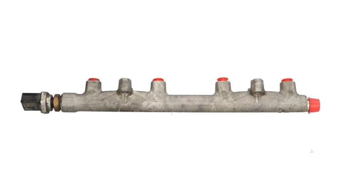 Usagé Système d'injection Volkswagen Golf VII (AUA) 1.5 TSI Evo BMT 16V Prix € 45,00 Règlement à la marge proposé par Automaterialen Ronald Morien B.V.