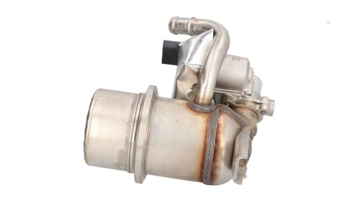 EGR valve from a Volkswagen Golf VII Variant (AUVV) 1.6 TDI BMT 16V 2020