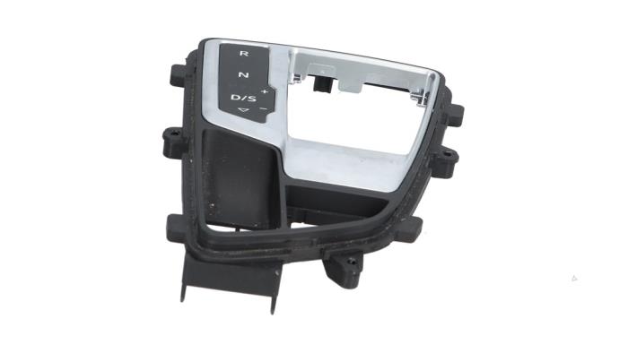 Begagnade Innerdisplay Audi S5 Avant (FU5) 2.0 TFSI 16V Pris € 29,00 Inklusive moms erbjuds av Automaterialen Ronald Morien B.V.