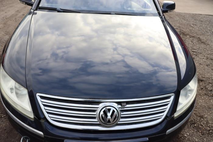 Używane Maska Volkswagen Phaeton (3D) 6.0 W12 48V 4Motion Cena € 95,00 Procedura marży oferowane przez Automaterialen Ronald Morien B.V.