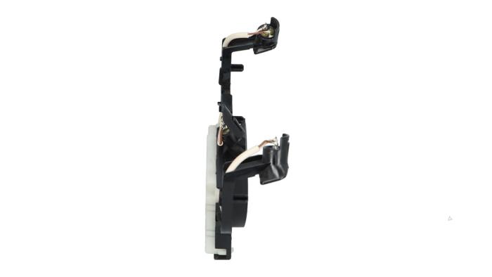 Begagnade Larmsensor Volvo V40 (MV) 2.0 D4 16V Pris € 20,00 Marginaltabell erbjuds av Automaterialen Ronald Morien B.V.