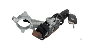 Używane Stacyjka + Kluczyk Opel Corsa E 1.0 SIDI Turbo 12V Cena € 45,00 Procedura marży oferowane przez Automaterialen Ronald Morien B.V.
