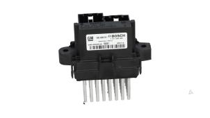 Begagnade Brytare, värmare Opel Astra J GTC (PD2/PF2) 1.4 Turbo 16V ecoFLEX 140 Pris € 10,00 Marginaltabell erbjuds av Automaterialen Ronald Morien B.V.
