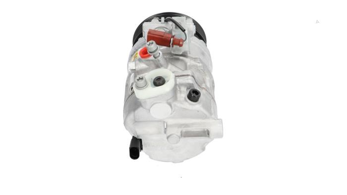 Gebrauchte Klimapumpe Volkswagen Transporter/Caravelle T6 2.0 TDI 150 Preis € 225,00 Mit Mehrwertsteuer angeboten von Automaterialen Ronald Morien B.V.