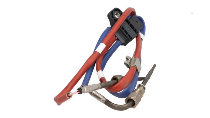 Usagé Sensor température d’échappement Renault Megane IV Grand Coupe (RFBL) 1.3 TCE 115 16V Prix € 75,00 Règlement à la marge proposé par Automaterialen Ronald Morien B.V.