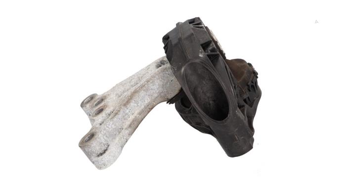 Used Engine mount Opel Crossland (X) 1.2 12V Price € 25,00 Inclusive VAT offered by Automaterialen Ronald Morien B.V.
