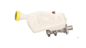 Usagé Cylindre de frein principal Opel Crossland/Crossland X 1.2 12V Prix € 25,00 Prix TTC proposé par Automaterialen Ronald Morien B.V.