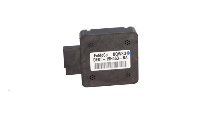 Używane Antena GPS Ford Transit Custom 2.2 TDCi 16V Cena € 30,25 Z VAT oferowane przez Automaterialen Ronald Morien B.V.