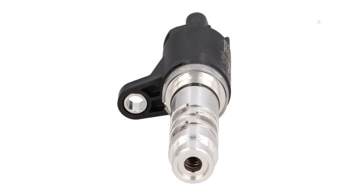 Nya Kamaxelsensor Volkswagen Golf VIII (CD1) 1.5 eTSI 16V Pris € 39,00 Inklusive moms erbjuds av Automaterialen Ronald Morien B.V.