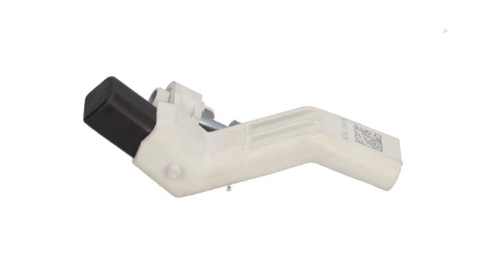 Nya Vevaxelsensor Volkswagen Golf VIII (CD1) 1.5 TSI 16V Pris € 34,99 Inklusive moms erbjuds av Automaterialen Ronald Morien B.V.