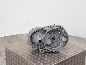Overhauled Gearbox Volkswagen Transporter/Caravelle T4 Price € 2.116,29 Inclusive VAT offered by Automaterialen Ronald Morien B.V.
