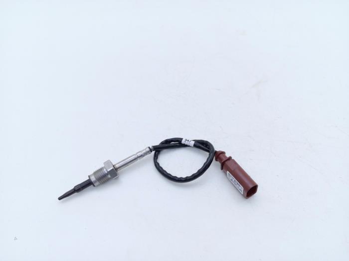 Neuf Sensor température d’échappement Volkswagen Golf VIII (CD1) 2.0 TDI 16V 4Motion Prix € 30,25 Prix TTC proposé par Automaterialen Ronald Morien B.V.