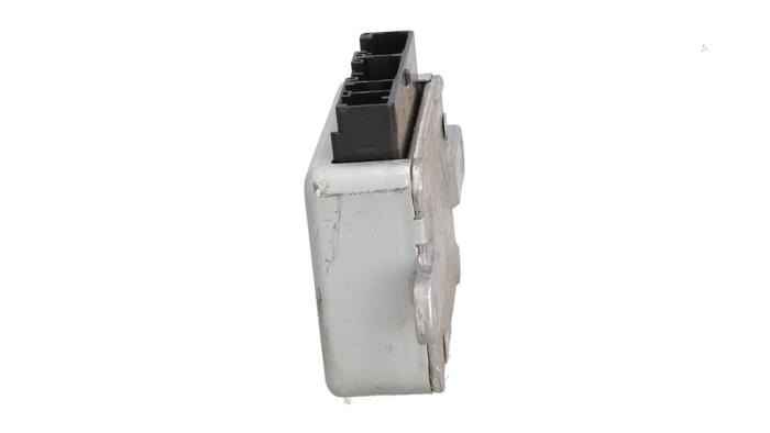 Used Power steering computer Peugeot 108 1.0 12V Price € 75,00 Margin scheme offered by Automaterialen Ronald Morien B.V.