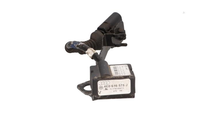 Begagnade Sensor (övriga) Audi A8 (D3) 3.7 V8 40V Quattro Pris € 19,00 Marginaltabell erbjuds av Automaterialen Ronald Morien B.V.