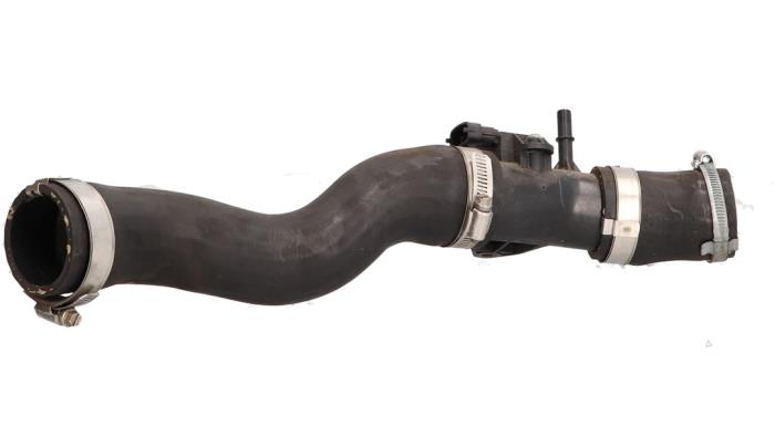 Gebrauchte Intercooler Schlauch Ford B-Max (JK8) 1.0 EcoBoost 12V 100 Preis € 14,95 Margenregelung angeboten von Automaterialen Ronald Morien B.V.