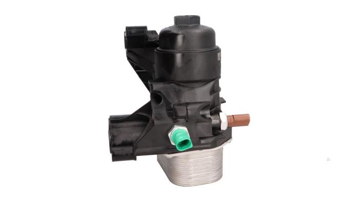 Oil filter housing from a Volkswagen Crafter (SY) 2.0 TDI 2021
