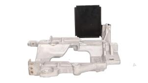 Used Air conditioning bracket Nissan Leaf (ZE1) 40kWh Price € 95,00 Inclusive VAT offered by Automaterialen Ronald Morien B.V.