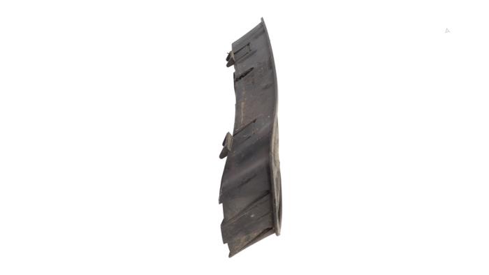 Bumper grille from a Volkswagen Golf IV (1J1) 1.6 1997