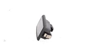 Usagé Phare LED Ford Usa Mustang Mach-E 98kWh AWD Prix € 19,00 Prix TTC proposé par Automaterialen Ronald Morien B.V.