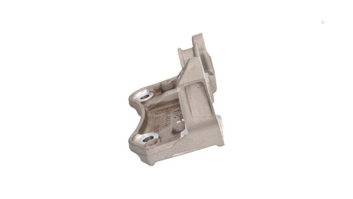 Engine mount from a Peugeot 208 II (UB/UH/UP) e-208 2023