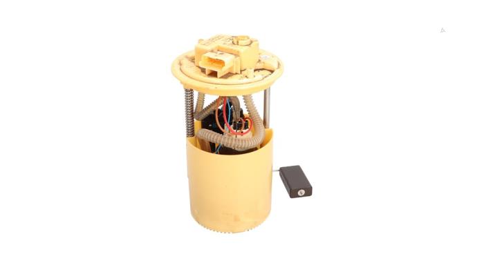 Usagé Pompe d'injection Opel Corsa D 1.3 CDTi 16V ecoFLEX Prix € 35,00 Règlement à la marge proposé par Automaterialen Ronald Morien B.V.