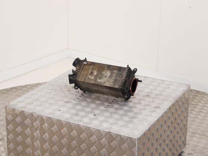 Usados Intercooler Mercedes S AMG (C217) 5.5 S-63 AMG V8 32V Biturbo 4-Matic Precio € 175,00 Norma de margen ofrecido por Automaterialen Ronald Morien B.V.