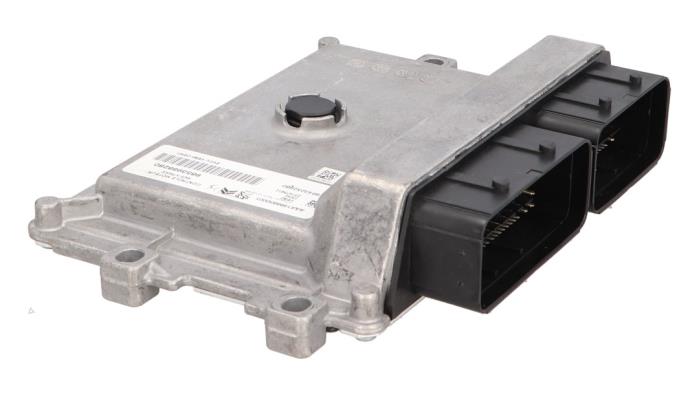 Used Engine management computer Peugeot 208 II (UB/UH/UP) e-208 50 kWh Price € 345,00 Inclusive VAT offered by Automaterialen Ronald Morien B.V.