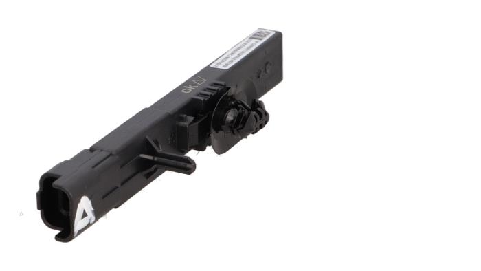 Używane Antena Peugeot 208 II (UB/UH/UP) e-208 50 kWh Cena € 9,99 Z VAT oferowane przez Automaterialen Ronald Morien B.V.