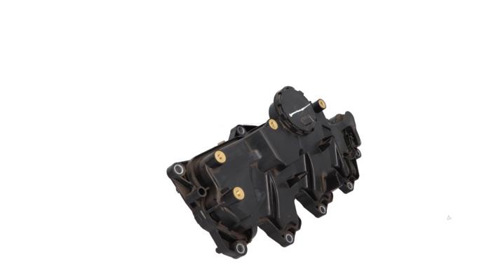 Neuf Ventilation carter Mercedes A Limousine (177.1) 1.5 A-160d Prix € 175,00 Prix TTC proposé par Automaterialen Ronald Morien B.V.