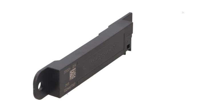 Używane Keyless Entry-Antena Mercedes B (W247) 2.0 B-200d Cena € 10,00 Procedura marży oferowane przez Automaterialen Ronald Morien B.V.