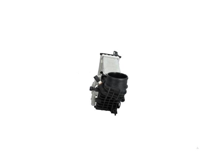 Usados Intercooler Volkswagen Transporter/Caravelle T6 2.0 TDI 150 Precio € 296,45 IVA incluido ofrecido por Automaterialen Ronald Morien B.V.