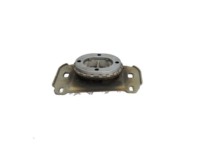 Used Engine mount Peugeot Expert (V1/VA/VB/VE/VF/VT/VY) 2.0 Blue HDi 180 16V Price € 85,00 Inclusive VAT offered by Automaterialen Ronald Morien B.V.