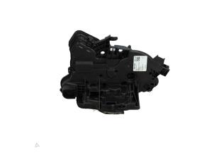 Used Front door lock mechanism 4-door, right Volkswagen Polo VI (AW1) 1.0 TSI 12V Price € 48,99 Inclusive VAT offered by Automaterialen Ronald Morien B.V.
