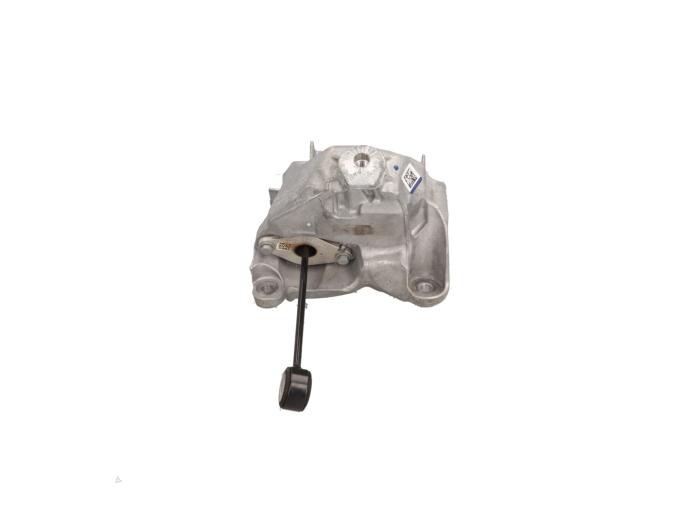 Usagé Support moteur Audi Q5 Sportback (FYS/FYT) 2.0 40 TFSI 16V Mild Hybrid Quattro 16V Prix € 39,00 Règlement à la marge proposé par Automaterialen Ronald Morien B.V.