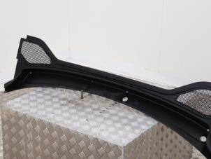 Used Cowl top grille Audi Q2 (GAB/GAG) 1.5 35 TFSI 16V Price € 25,00 Margin scheme offered by Automaterialen Ronald Morien B.V.