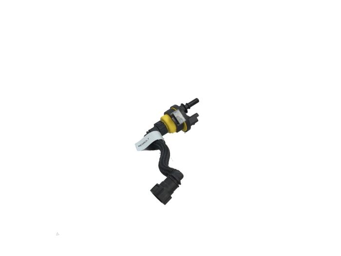 Usagé Conduit (divers) Renault Megane IV (RFBB) 1.3 TCe 140 16V Prix € 25,00 Règlement à la marge proposé par Automaterialen Ronald Morien B.V.