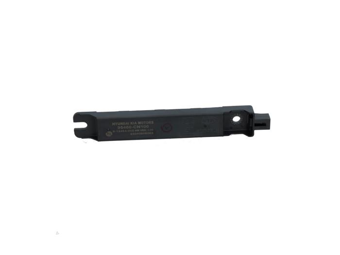 Używane Keyless Entry-Antena Kia EV6 (CV) 77.4 kWh GT AWD Cena € 15,00 Z VAT oferowane przez Automaterialen Ronald Morien B.V.