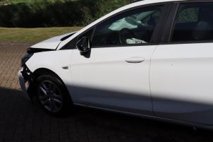 Gebrauchte Tür 4-türig links vorne Opel Astra K Sports Tourer 1.2 Turbo 12V Preis € 695,00 Margenregelung angeboten von Automaterialen Ronald Morien B.V.