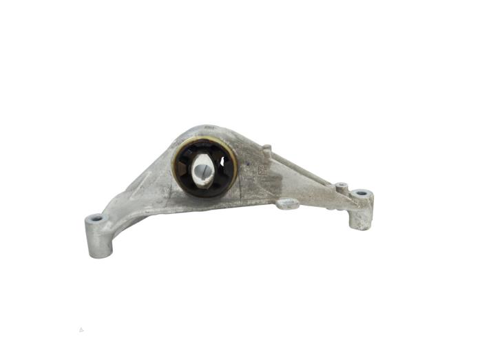 Used Engine mount Tesla Model 3 Long Range 72kWh Price € 65,00 Inclusive VAT offered by Automaterialen Ronald Morien B.V.