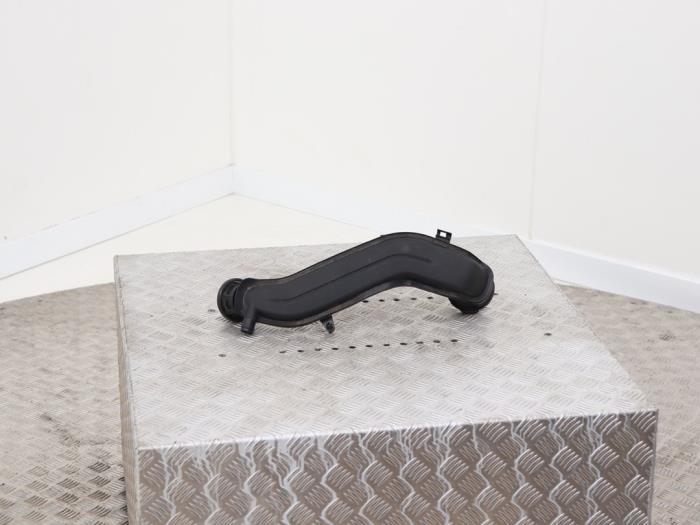 Usagé Tube intercooler Volkswagen Golf VIII (CD1) 1.5 TSI 16V Prix € 25,00 Règlement à la marge proposé par Automaterialen Ronald Morien B.V.
