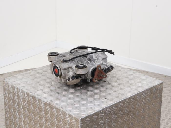 Usagé Différentiel arrière Cupra Formentor 2.5 VZ5 16V 4Drive Prix € 2.500,00 Règlement à la marge proposé par Automaterialen Ronald Morien B.V.